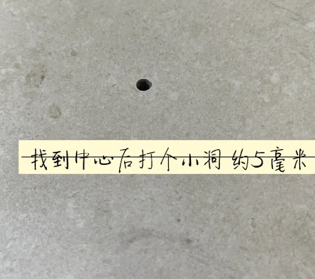 三门峡瓷砖空鼓维修公司专业解答在瓷砖铺贴过程中，如果砂料搅拌不均匀，将会带来以下问题